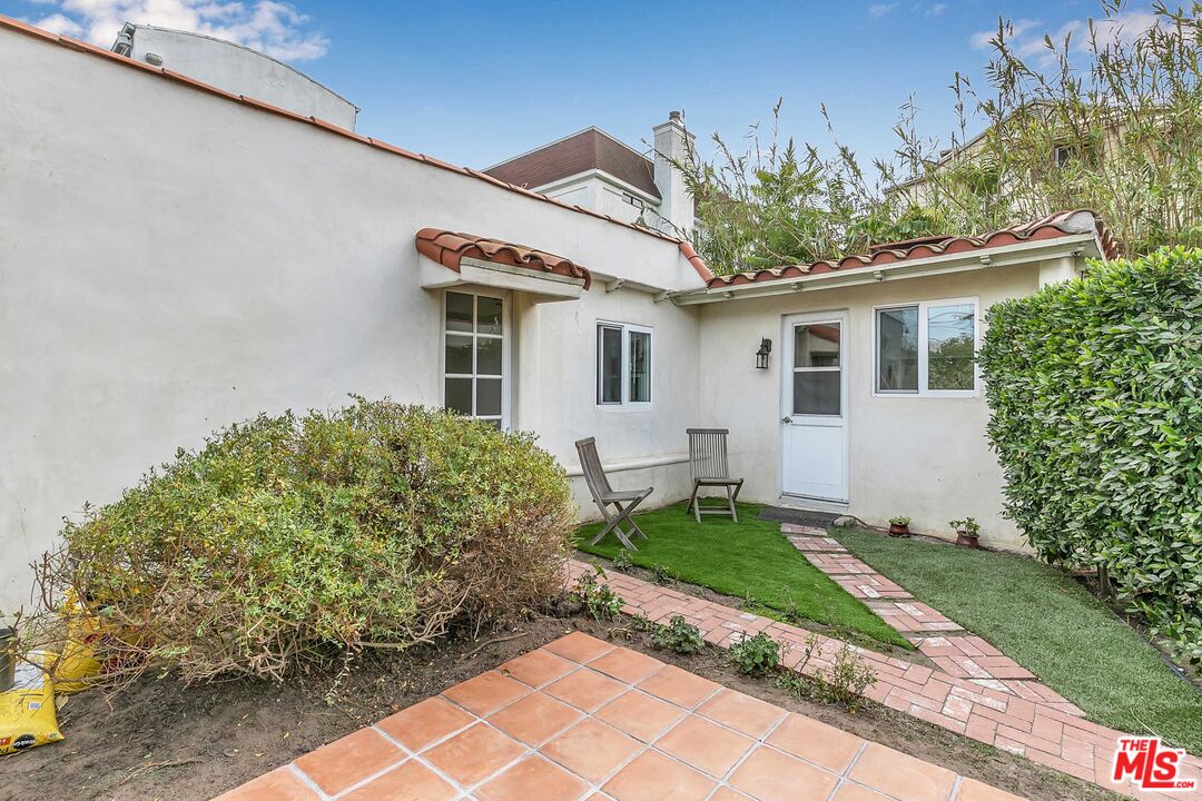 746 Ashland Ave Unit: GH