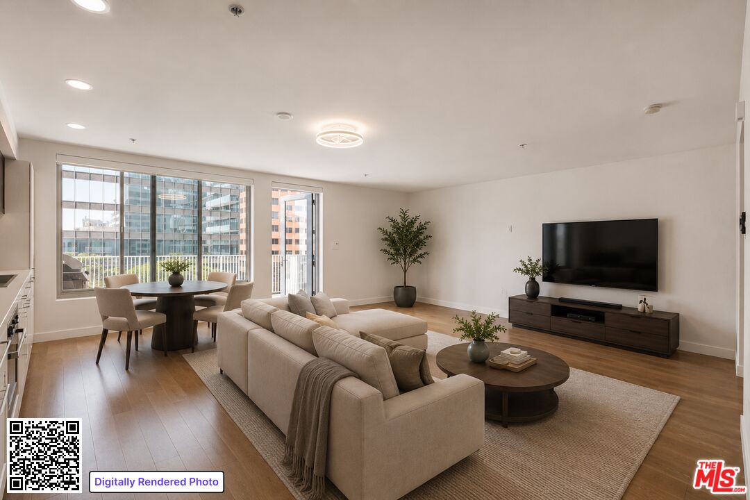 Photo of 901 S Flower St, Los Angeles, CA 90015