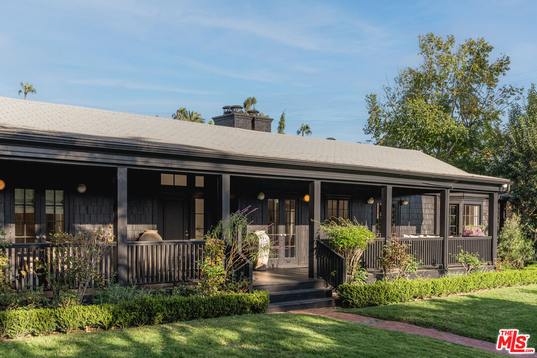 250 S Chadbourne Ave