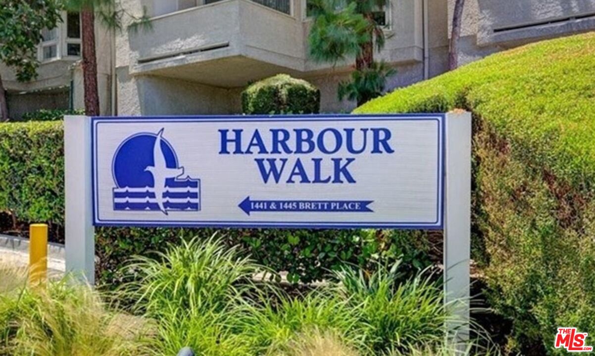 1445 Brett Pl Unit: 315