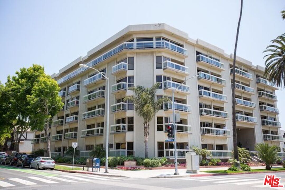 801 OCEAN AVE Unit: 205