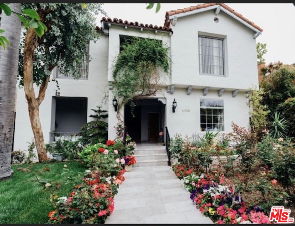 10520 Eastborne Ave Unit: #1