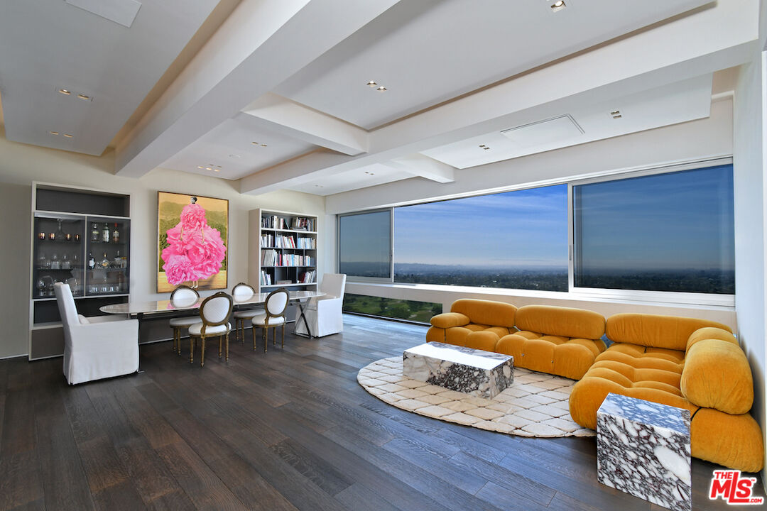 2220 Avenue Of The Stars Unit: 2606