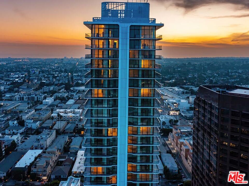 11750 SW Wilshire Blvd Unit: 902