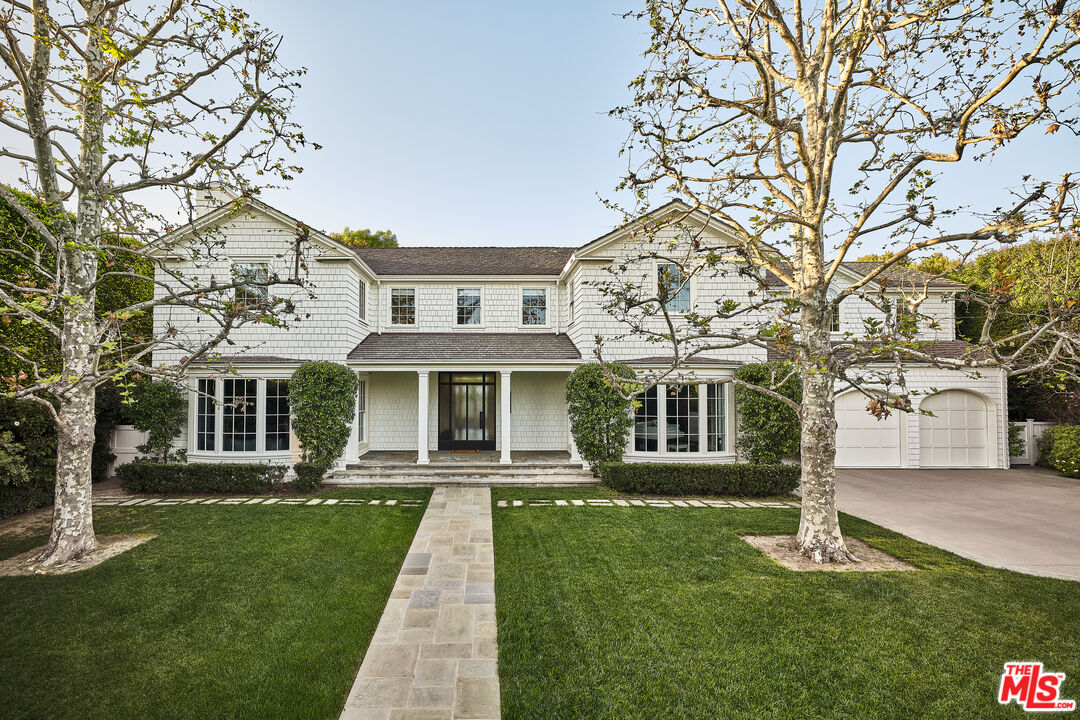 Photo of 12921 MARLBORO ST, LOS ANGELES, CA 90049