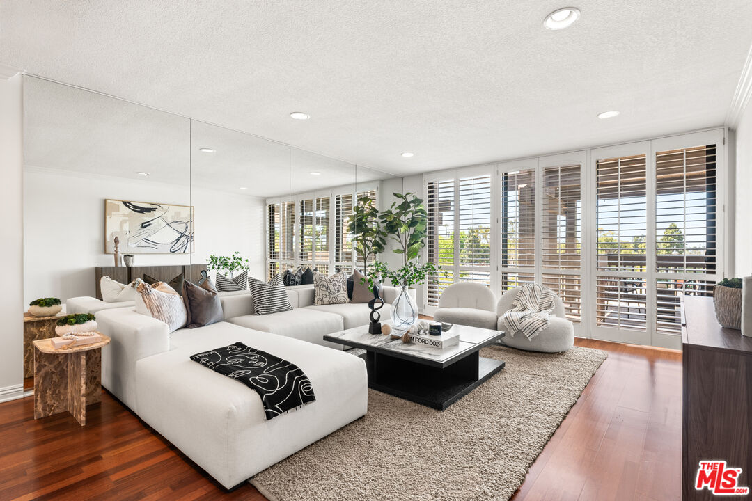 Photo of 8640 Gulana Ave #K3017, Playa Del Rey, CA 90293