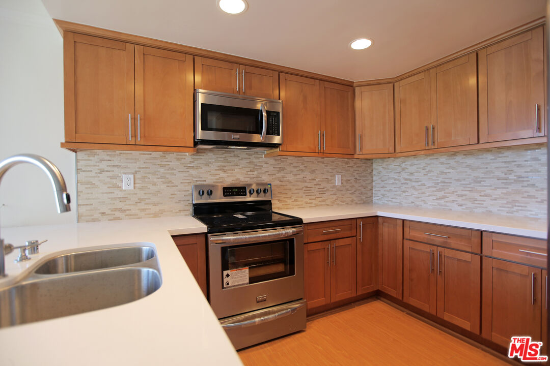 2170 Century Park East Unit: 705