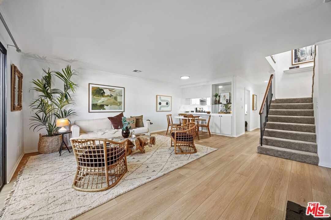 4365 Mclaughlin Ave Unit: 4