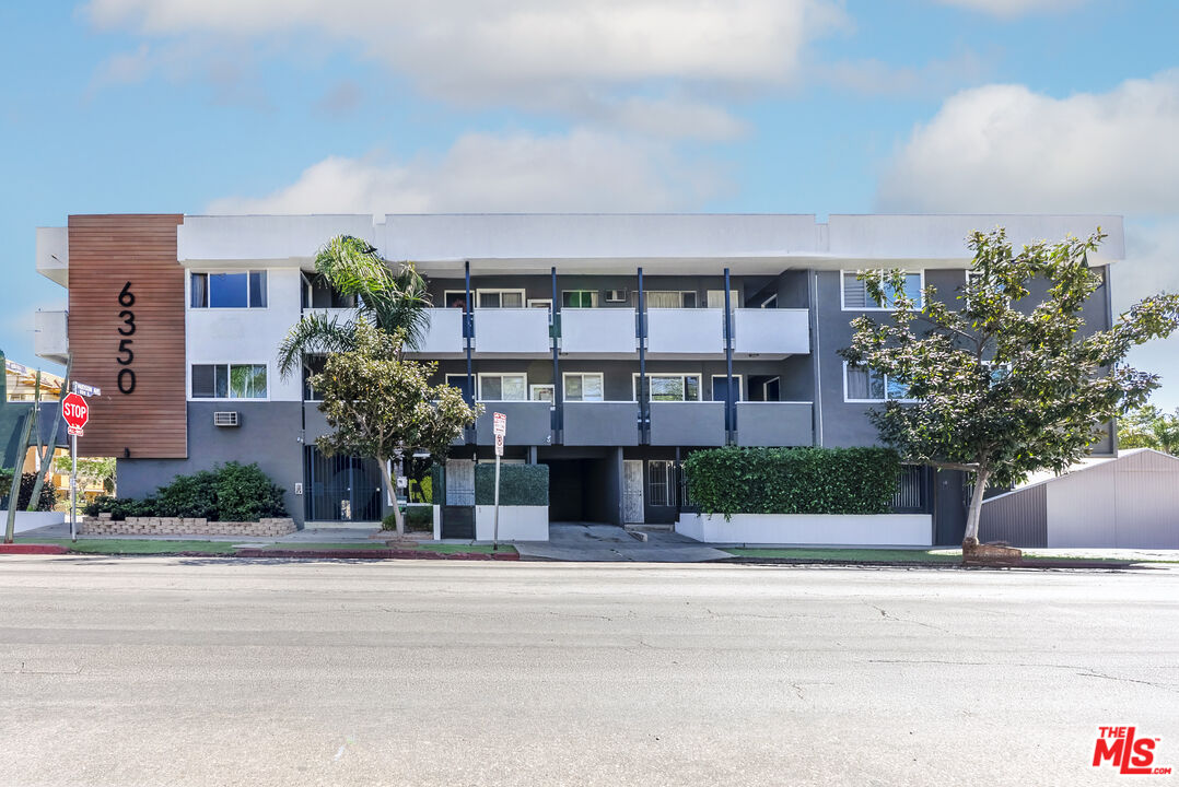 6350 Willoughby Ave Unit: 12