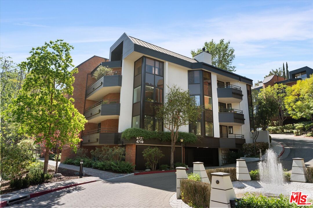 4719 Park Encino Ln Unit: 131