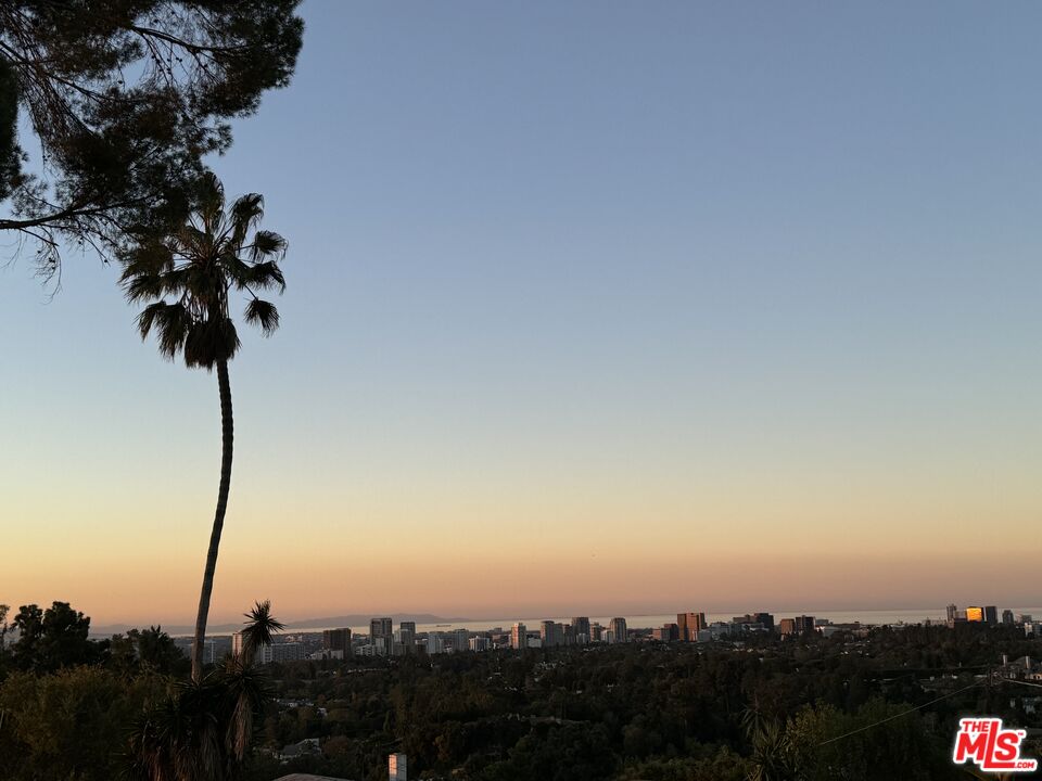 9926 Beverly Grove Dr