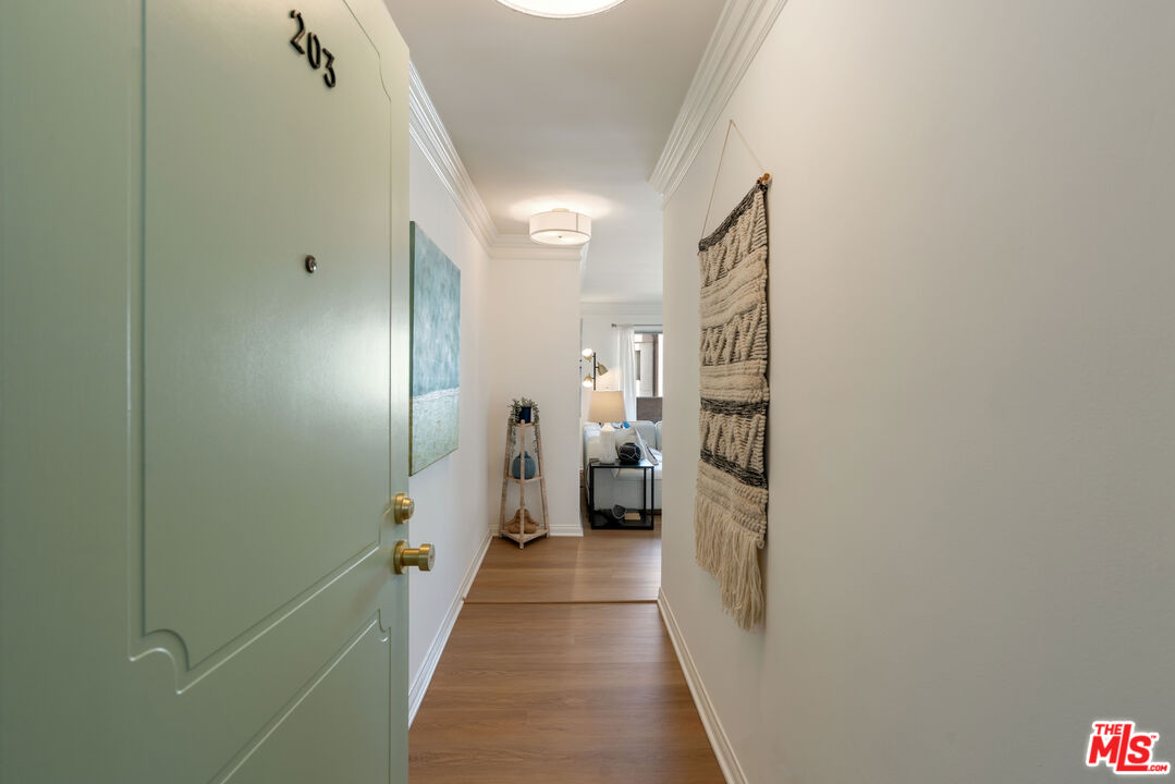 1021 12th St Unit: 203