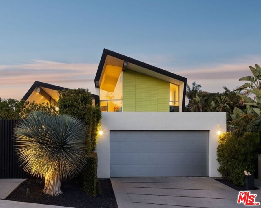 3660 S Inglewood Blvd