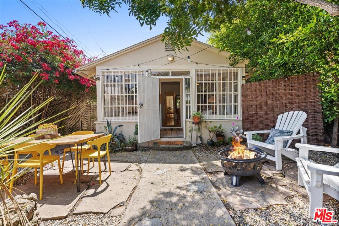130 Wavecrest Ave