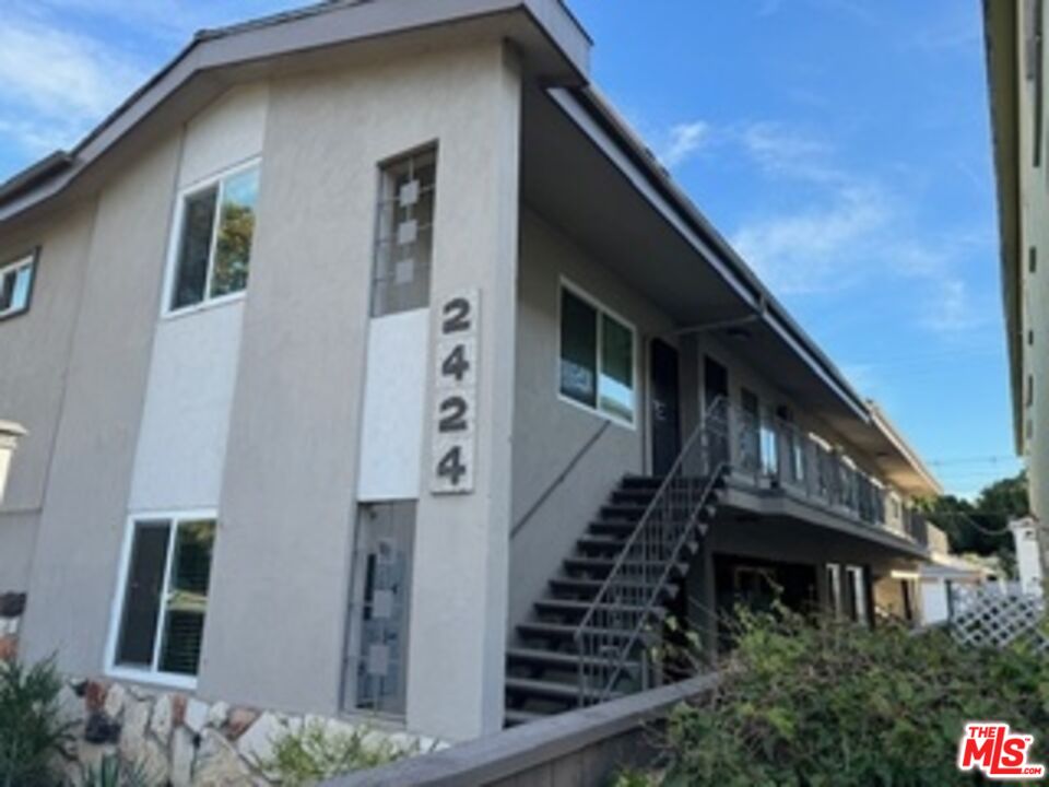 2424 Ocean Park Blvd Unit: 8