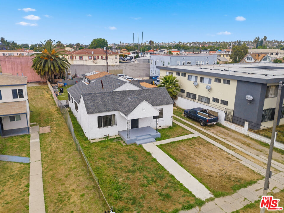 6015 Brynhurst Ave