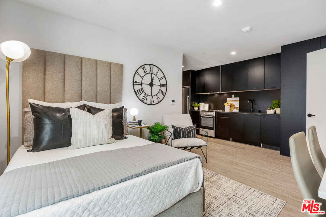 3667 Keystone Ave Unit: 236