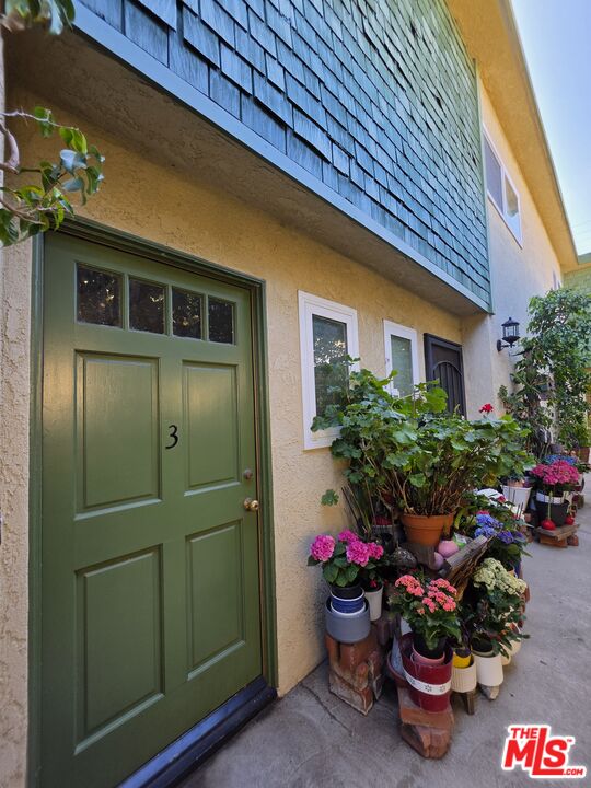 12740 Pacific Ave Unit: 3