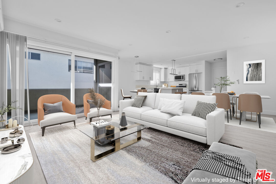 848 18th St Unit: 3