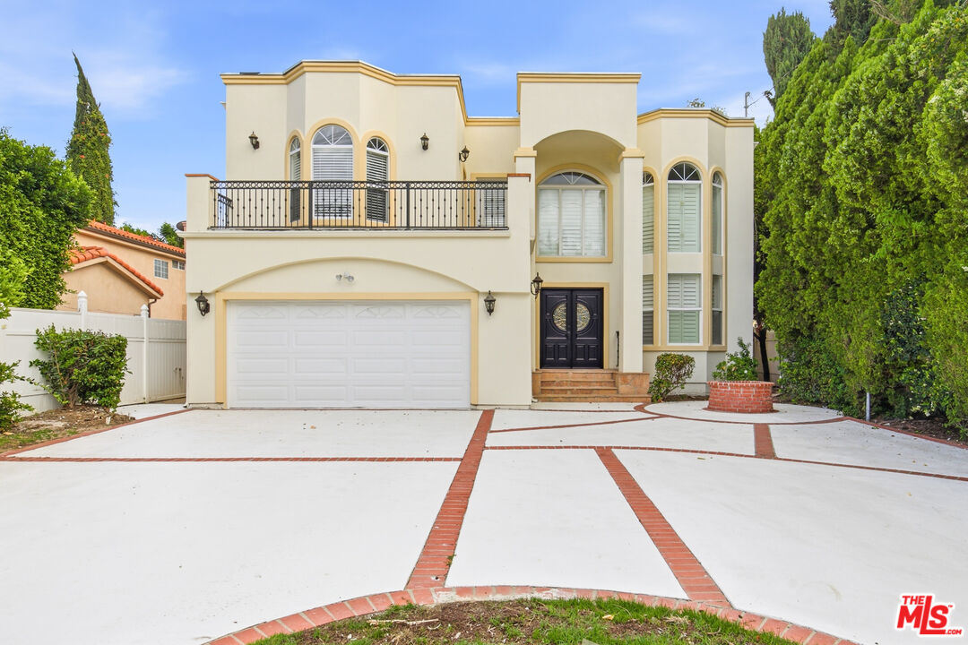 23114 Mariano St