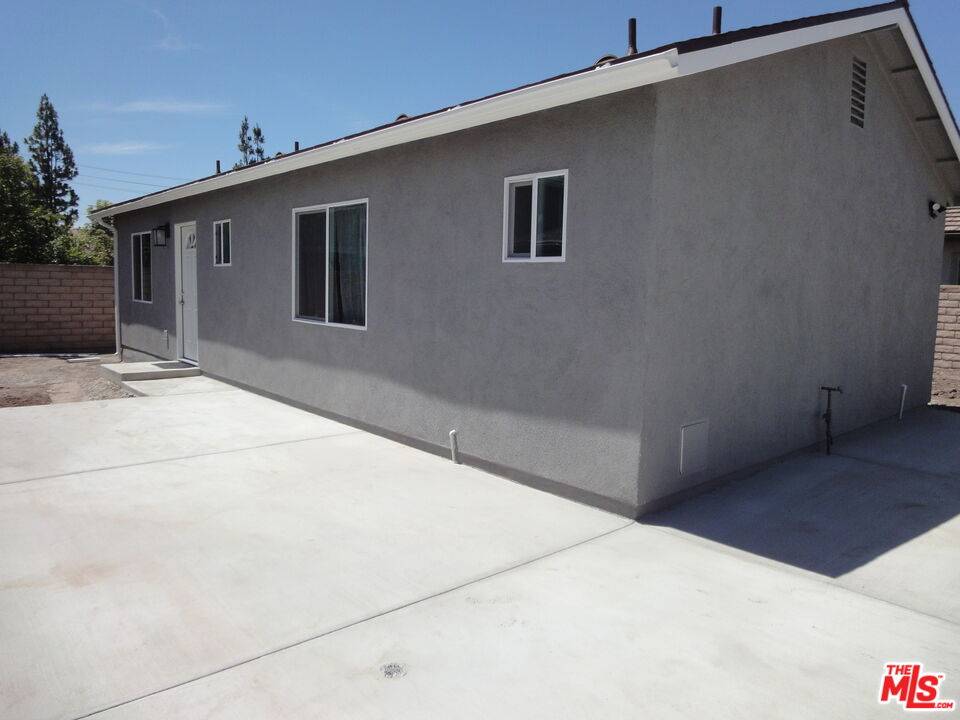 Photo of 1151 Royal Ave, Simi Valley, CA 93065