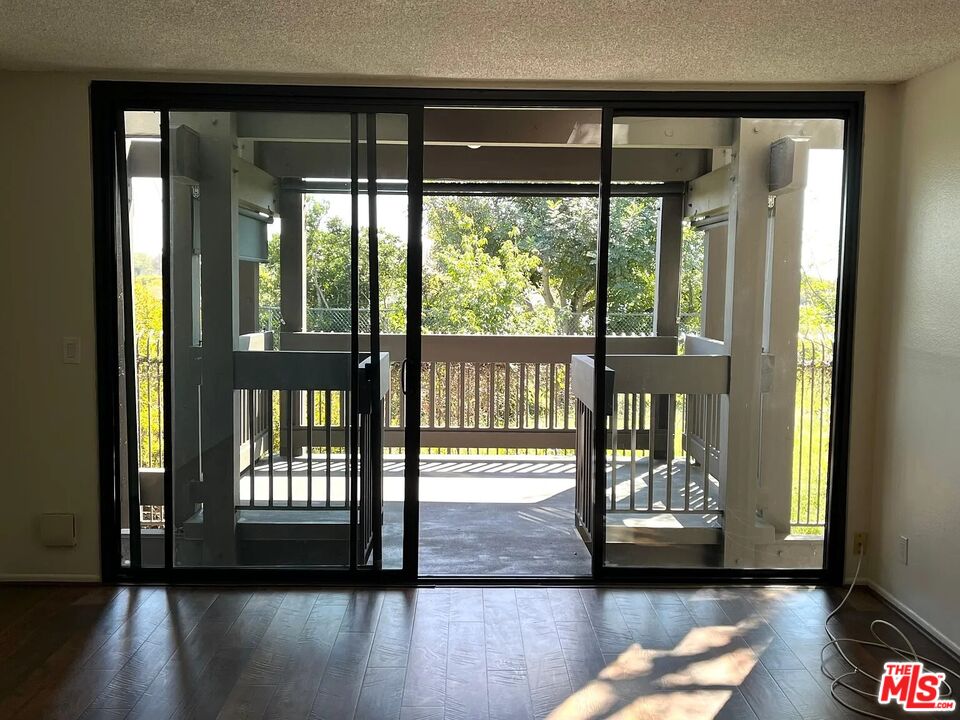 Photo of 7777 W 91st St, Playa Del Rey, CA 90293