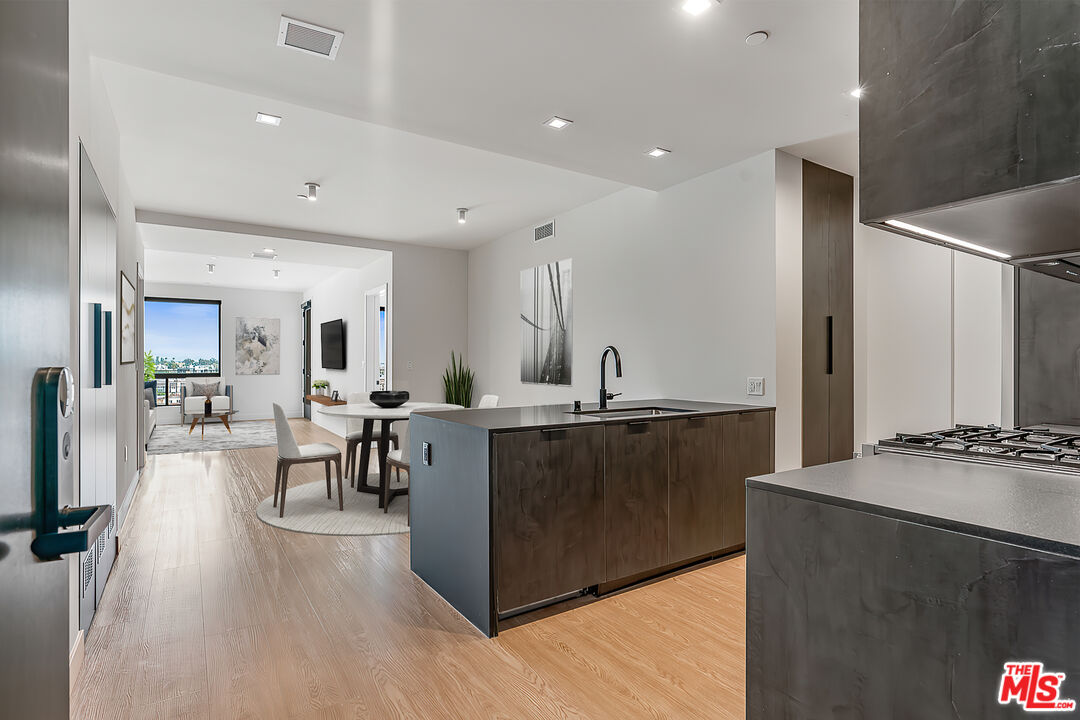 3688 Overland Ave Unit: 412