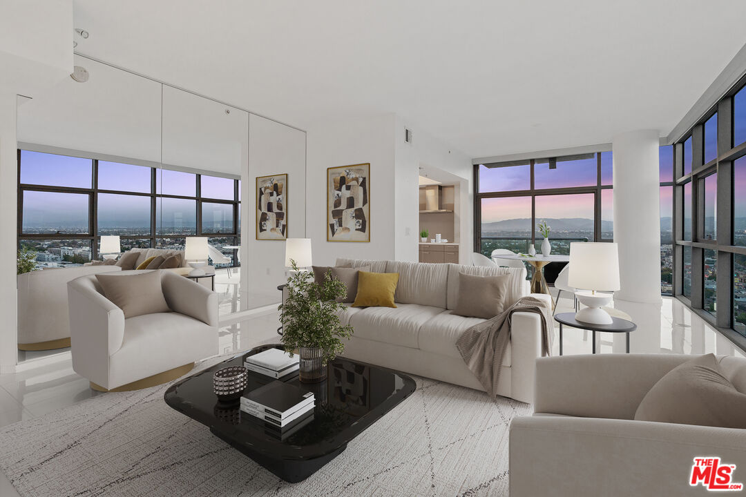 Photo of 13700 Marina Pointe Dr, Marina Del Rey, CA 90292