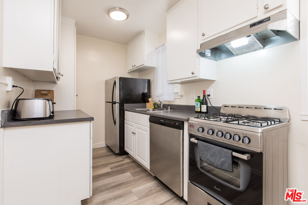 2620 11th St Unit: 3