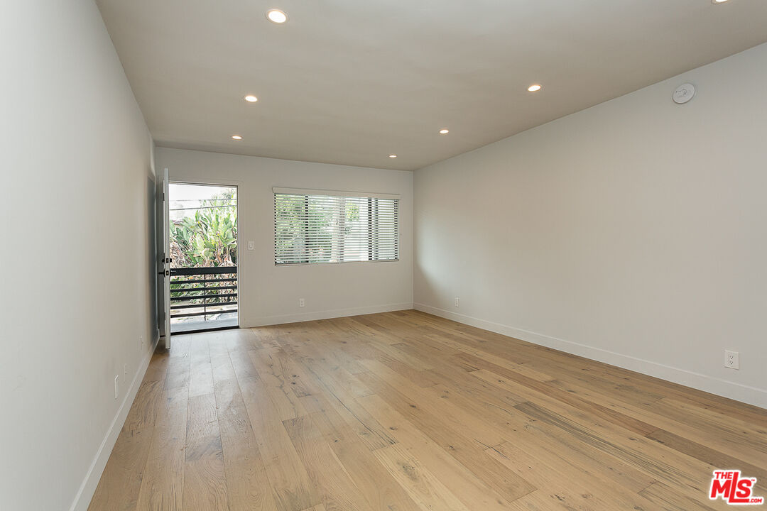 11680 OHIO AVE Unit: 201
