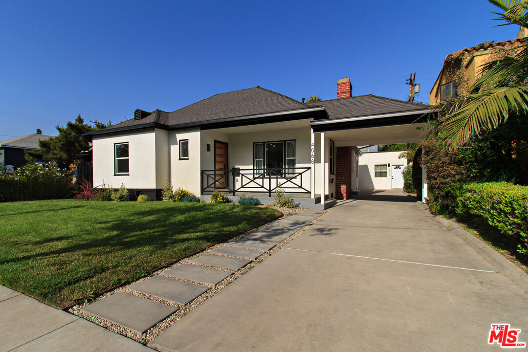 4068 Sutro Ave