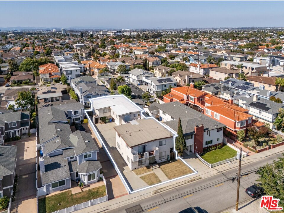 2013 Ruhland Ave