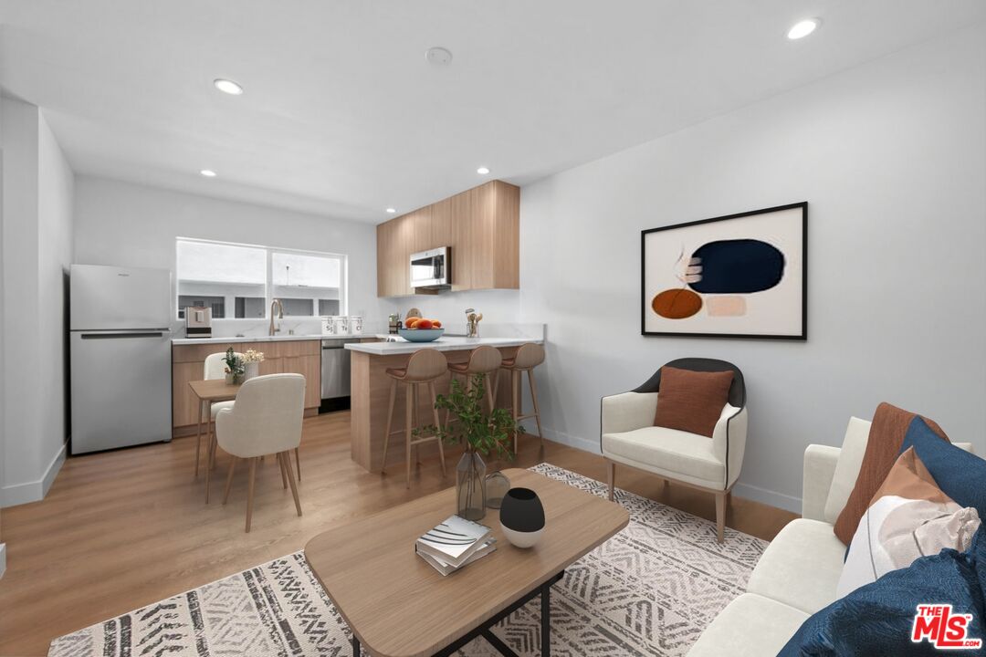 833 5th St Unit: ADU