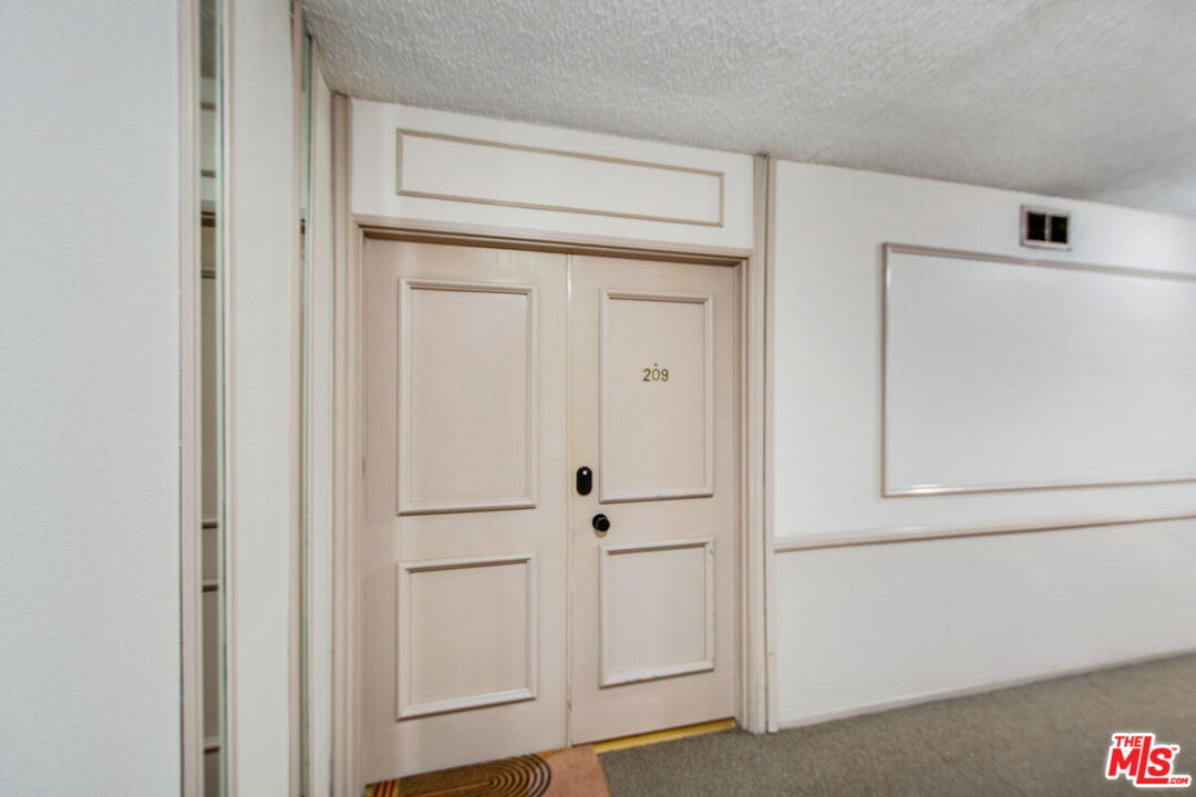 Photo of 5651 Sumner Way, Culver City, CA 90230