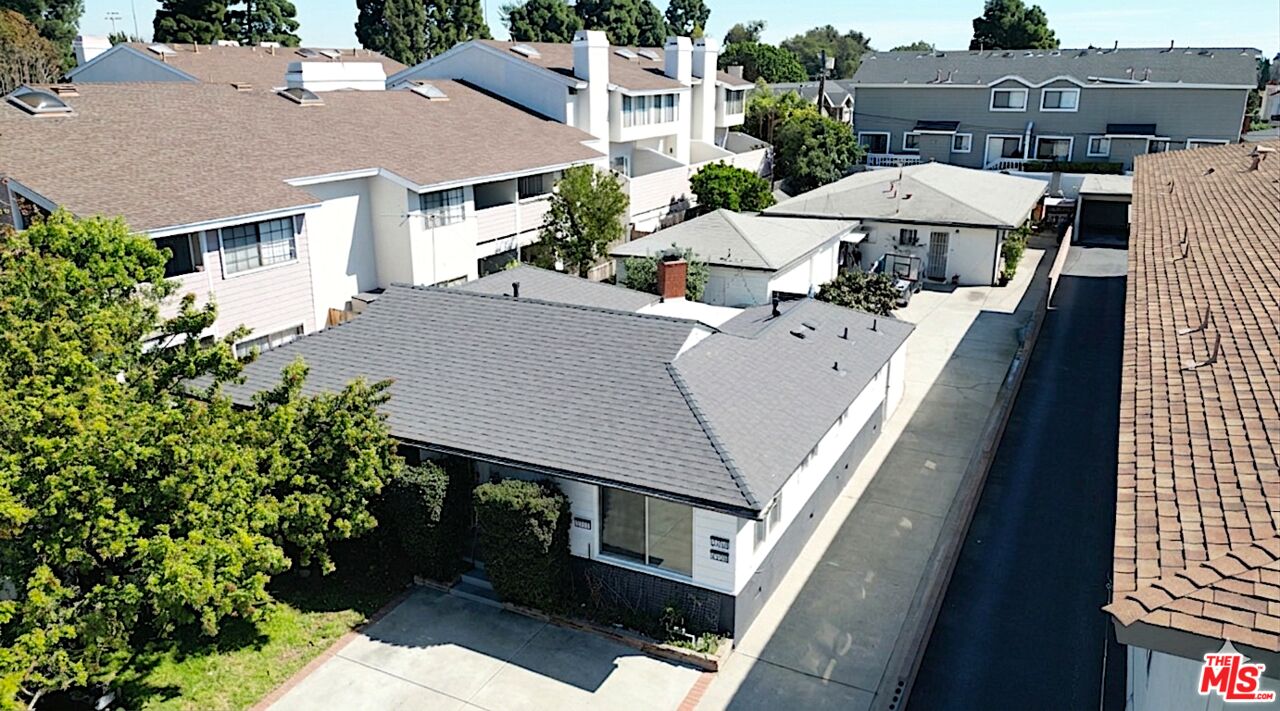 2730 Arlington Ave Unit: B