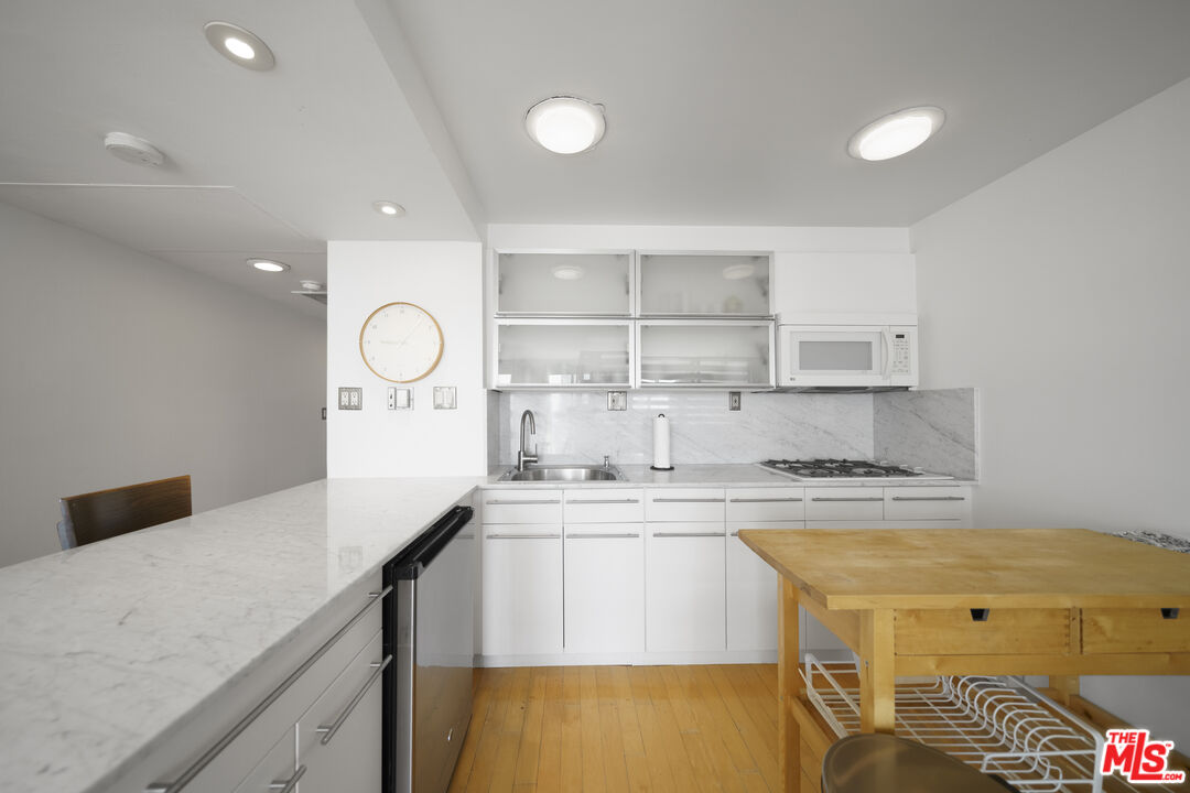 Photo of 800 W 1st St, Los Angeles, CA 90012