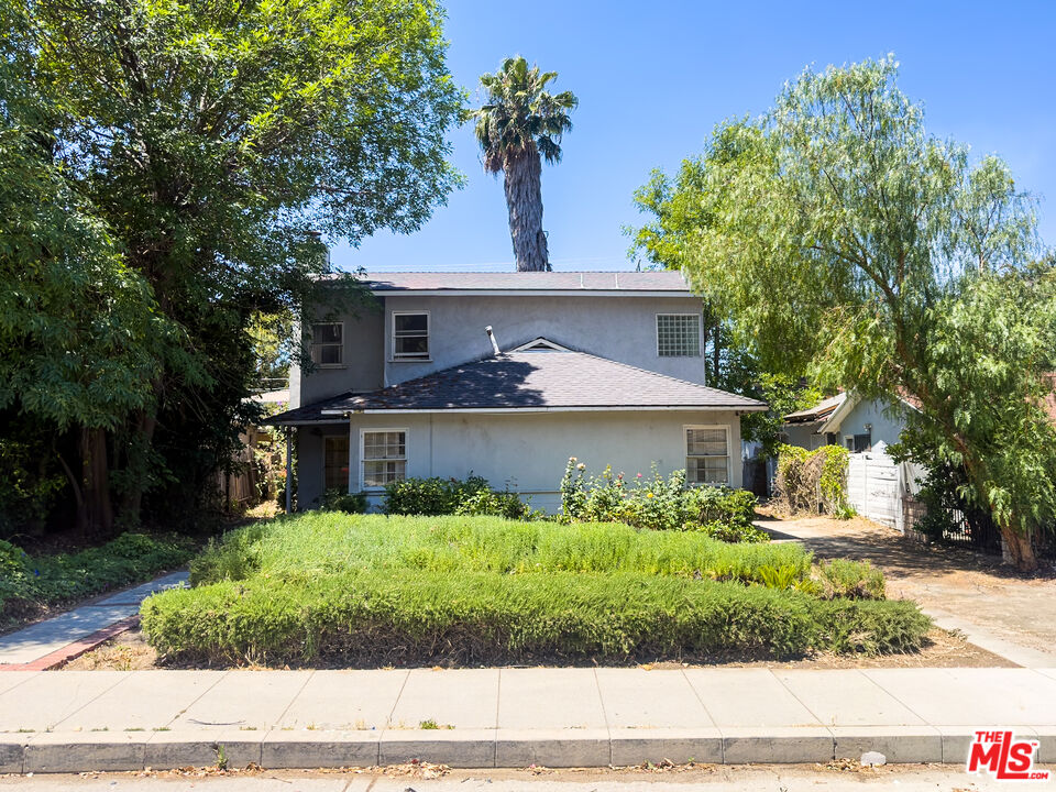 5207 Don Pio Dr