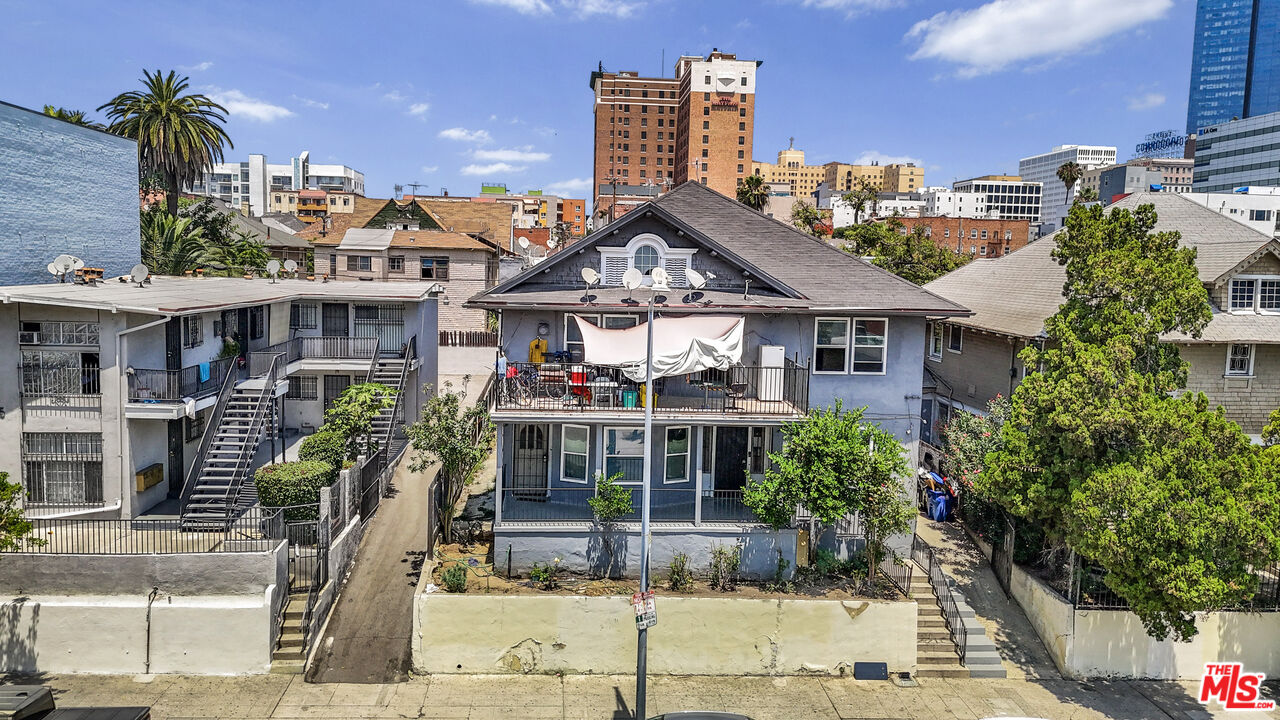 Photo of 1247 W 8th St, Los Angeles, CA 90017