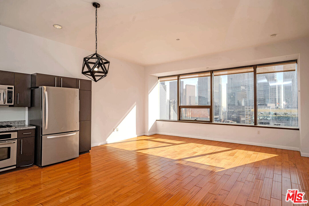 Photo of 1100 Wilshire Blvd, Los Angeles, CA 90017