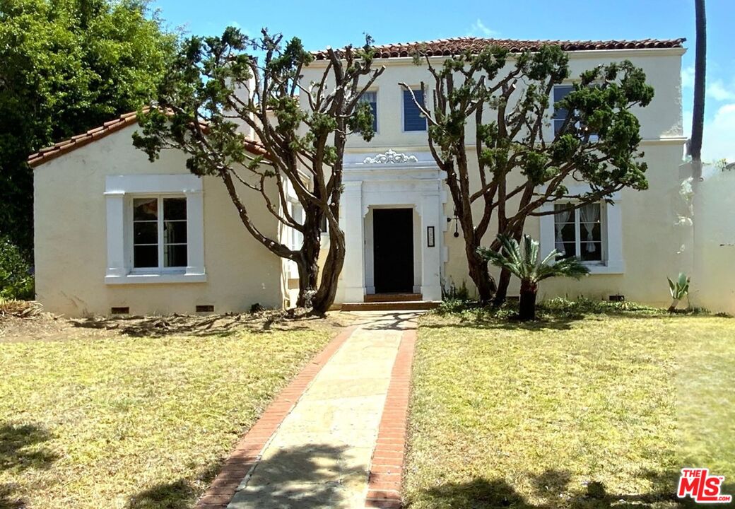 1016 Selby Ave
