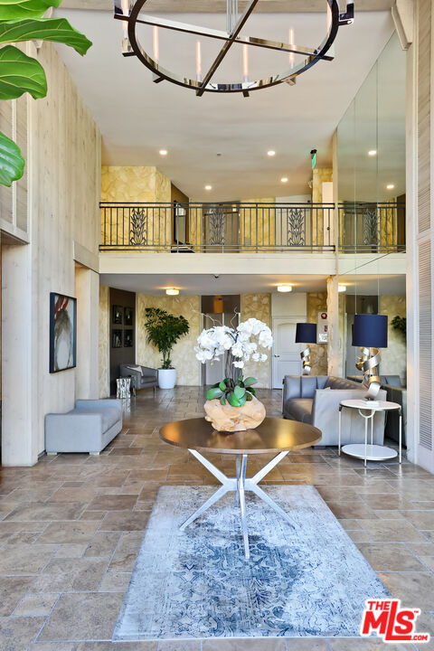 809 S Bundy Dr Unit: 103