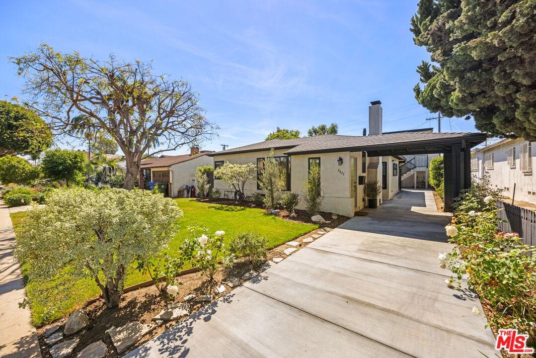 2621 Veteran Ave. Ave