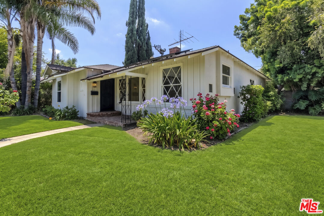 6957 Burnet Ave