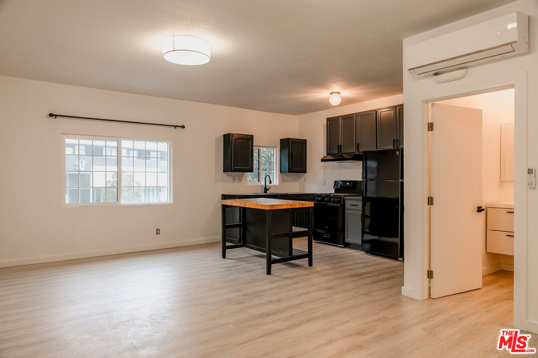 4518 Hollywood Blvd Unit: 10