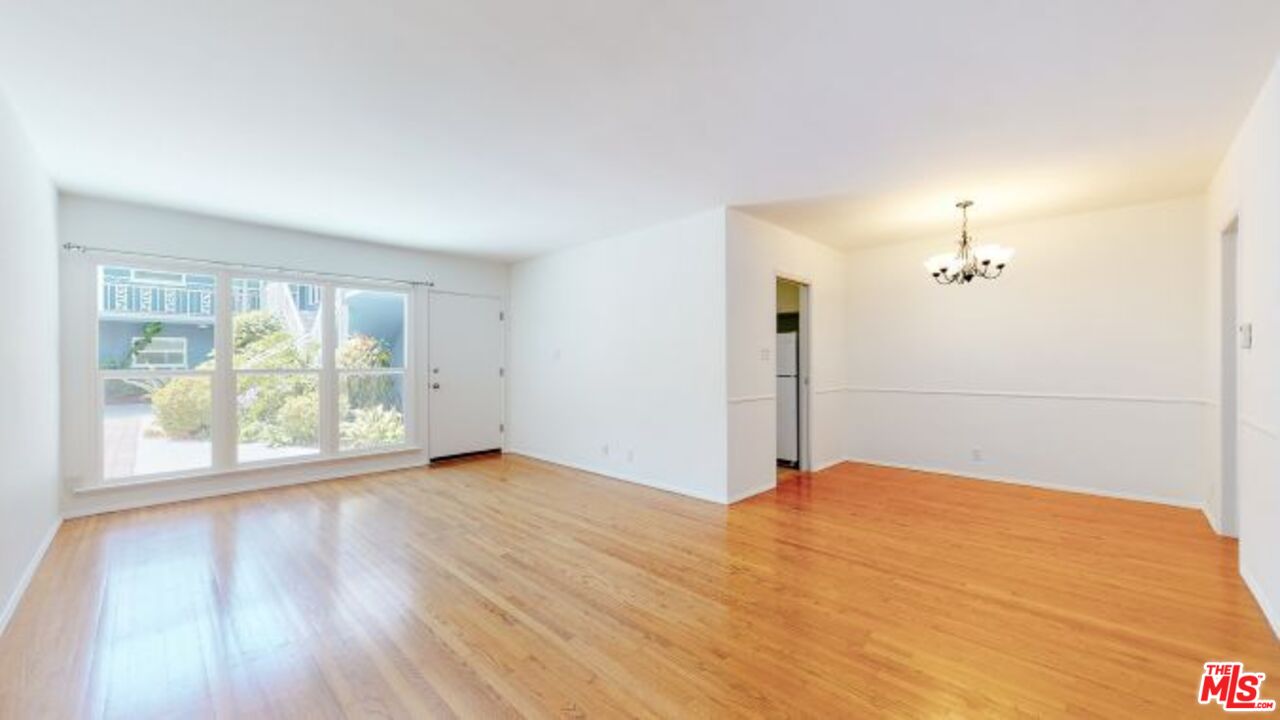11284 Montana Ave Unit: 1