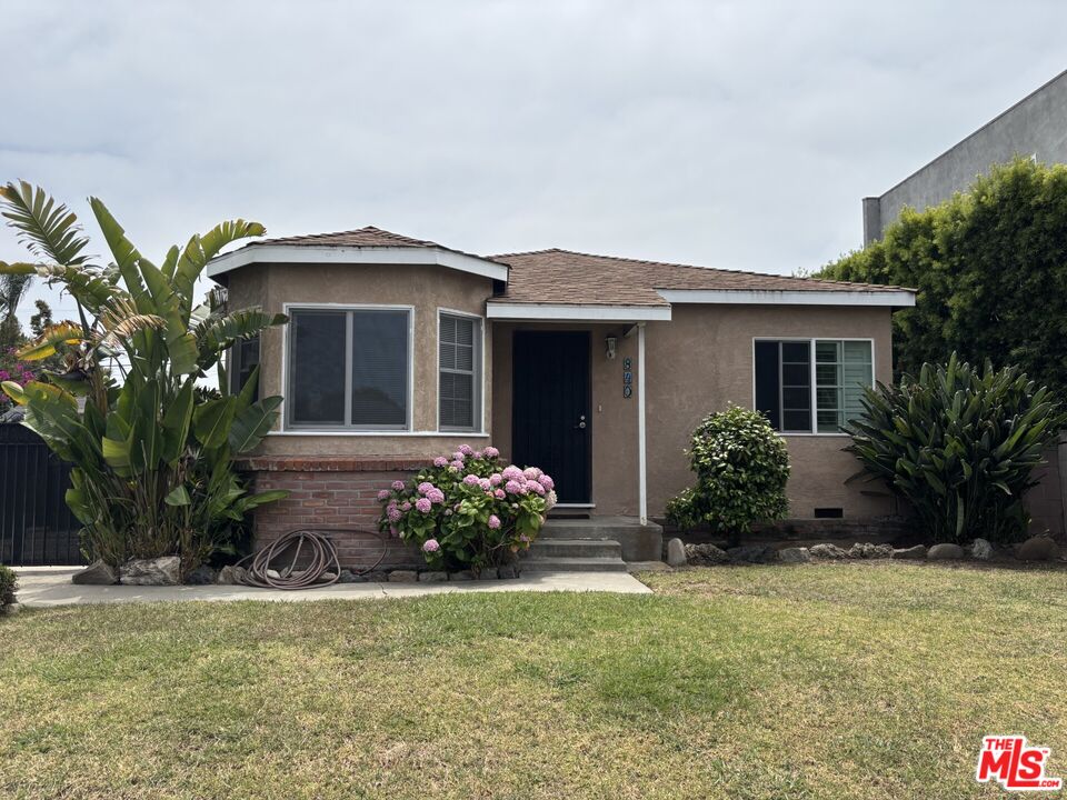 840 Rose Ave