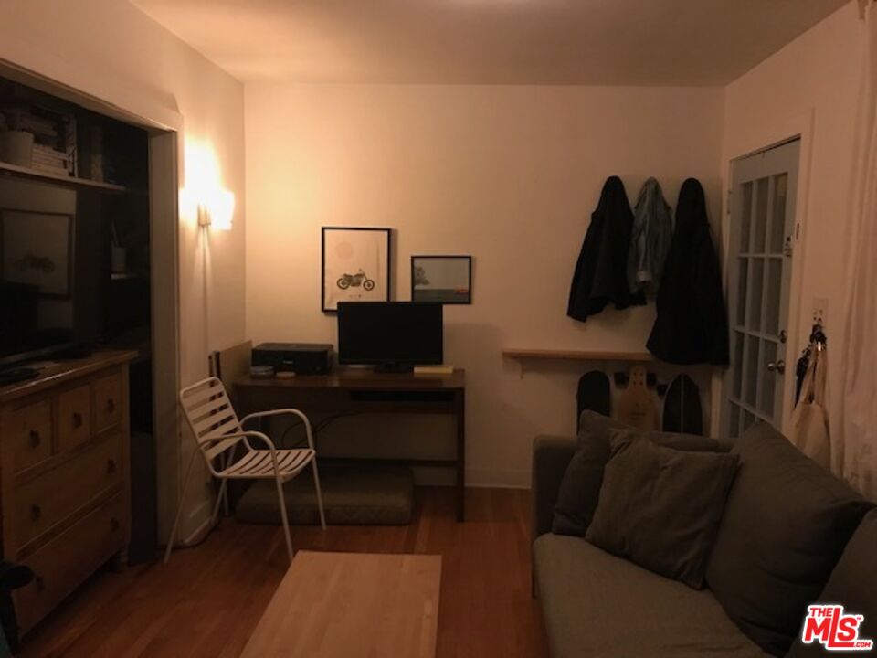 223 Strand St Unit: G