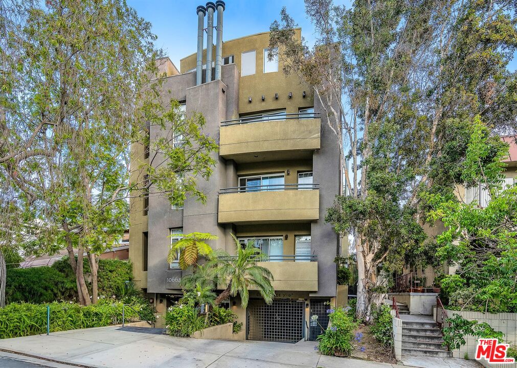 10664 Wilkins Ave Unit: 202