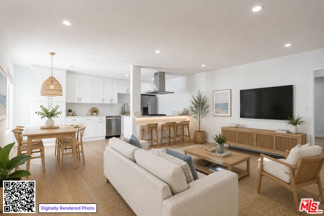 2313 5th St Unit: 2