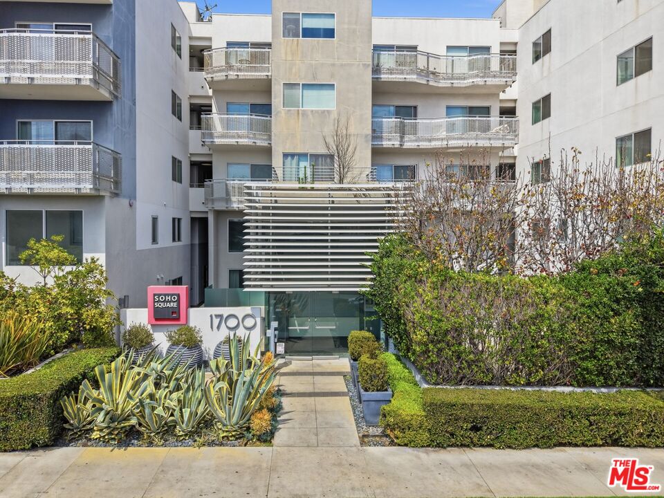1700 Sawtelle Blvd Unit: 210